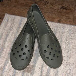 VANS Trek slip ons Men’s size 13 Olive green